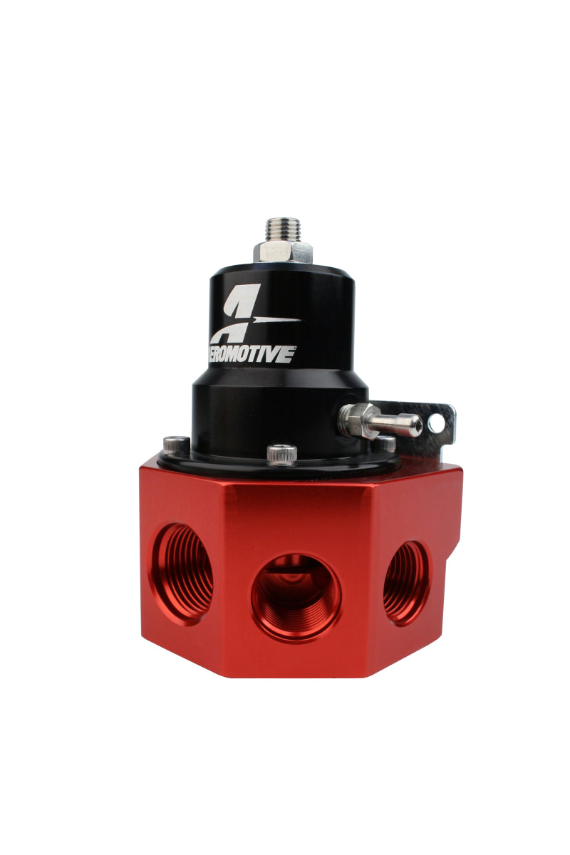Regulador de derivación con carburador Aeromotive A2000 de 4 puertos