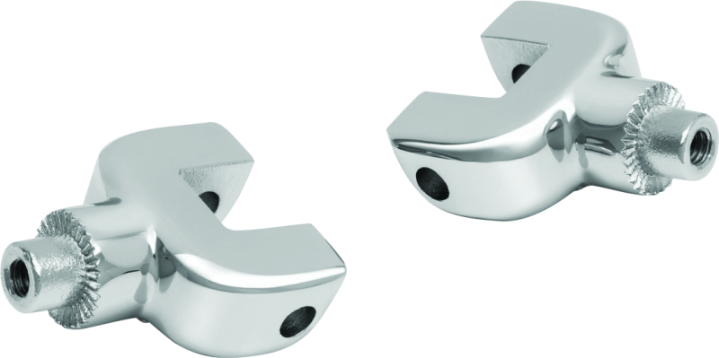 Adaptador de estribo de pasajero Kuryakyn con estrías en cromo indio