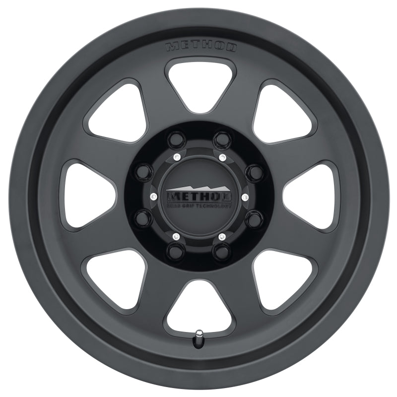 Method MR701 17x9 -12mm Offset 8x6,5 130,81mm CB Mattschwarzes Rad