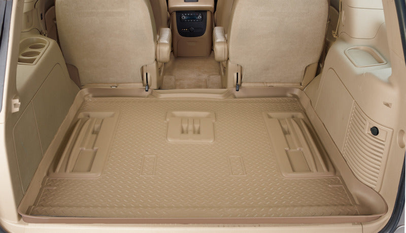 Husky Liners 02-06 GM Trailblazer/Bravada/Envoy/05-08 Saab 9-7X Classic Style, schwarze Laderaumwanne für hinten