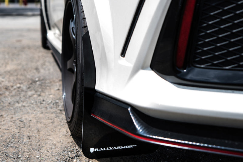 Rally Armor 17-21 Honda Civic Type R Roter UR Schmutzfänger mit schwarzem Logo