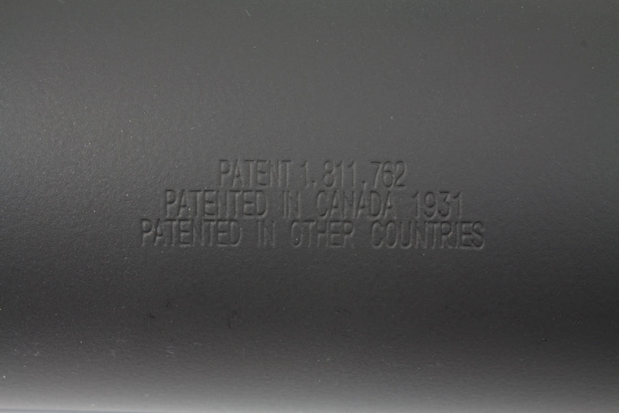 Nachbau des schwarzen Auspuffs für Harley-Davidson 1937-1940