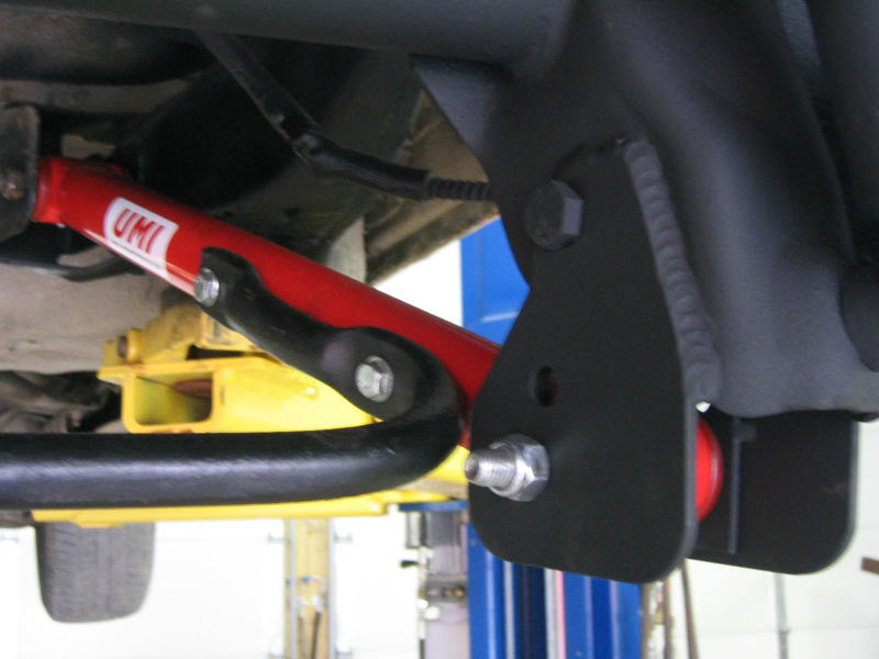 Kit de brazos de control superior e inferior tubulares UMI Performance 78-88 GM G-Body