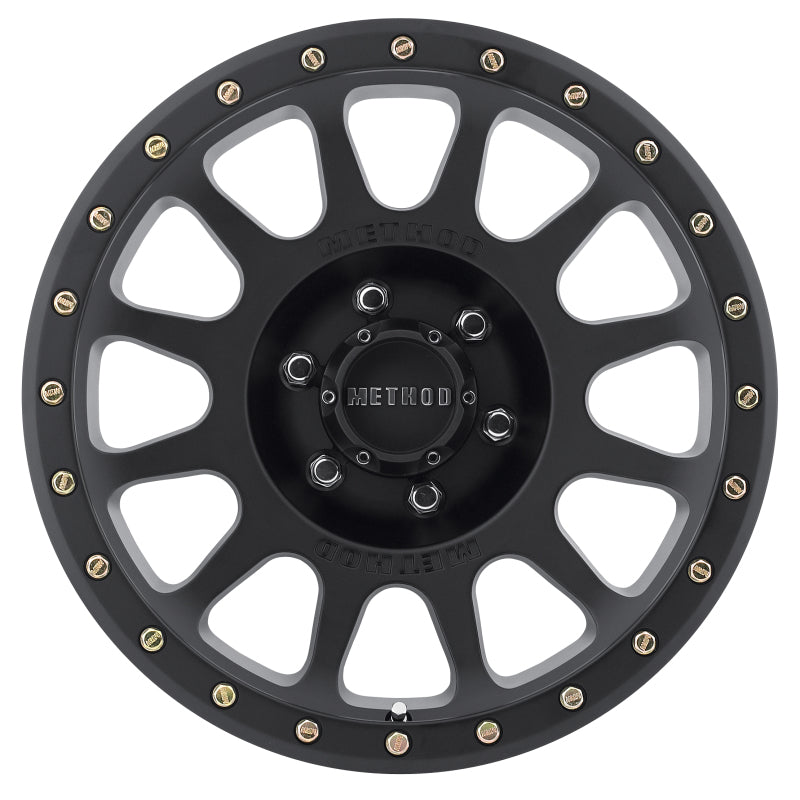 Method MR305 NV 20 x 10 – 18 mm Offset 6 x 5,5 108 mm CB Mattschwarzes Rad