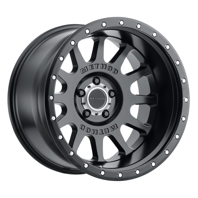 Method MR605 NV 20 x 10 – 24 mm Offset 5 x 5 71,5 mm CB Mattschwarzes Rad