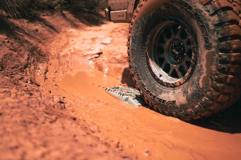 Tablas de tracción para recuperación todoterreno DV8 con bolsa de transporte, color verde oliva