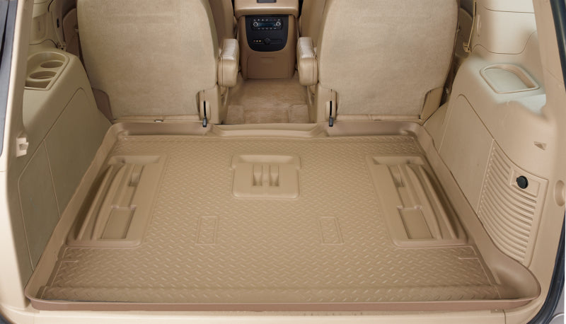 Husky Liners 02-06 GM Trailblazer/Bravada/Envoy/05-08 Saab 9-7X Classic Style, schwarze Laderaumwanne für hinten