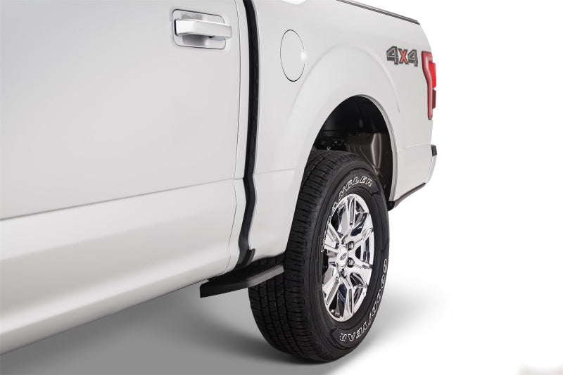 AMP Research 15-22 Ford F150 Todas las camas BedStep2 - Negro