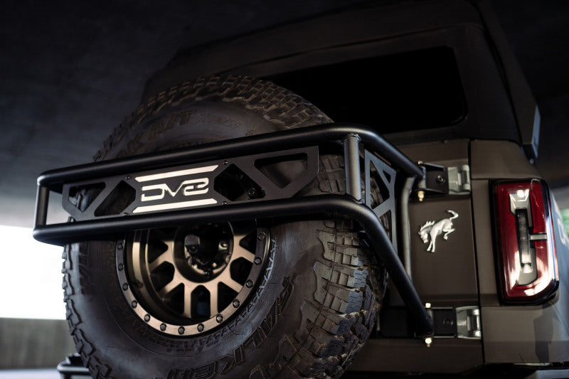 DV8 Offroad 21-23 Ford Bronco Reserveradschutz und Zubehörhalterung