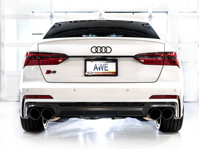 Escape AWE Tuning 19-23 Audi C8 S6/S7 2.9T V6 AWD Touring Edition: puntas de color negro diamante